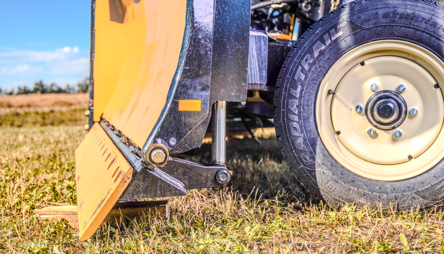 Capital I U/V Blade Feature