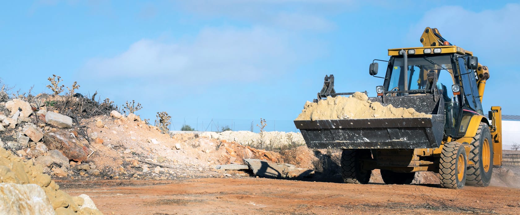Standardizing Municipal Fleets With a Dozer Blade System